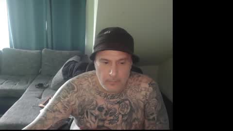 Snapshot of sinalco1975 chatting on July 7, 2026, 7:23 am sinalco1975 online show from July 7, 2026, 7:23 am