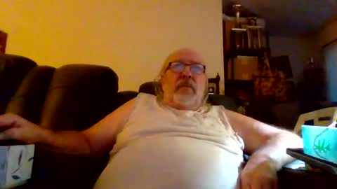 Snapshot of sincere159 chatting on February 23, 2025, 11:47 pm sincere159 online show from February 23, 2025, 11:47 pm