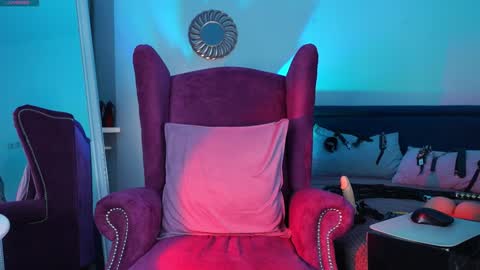 Ms. Sindel online show from January 12, 2025, 12:44 pm