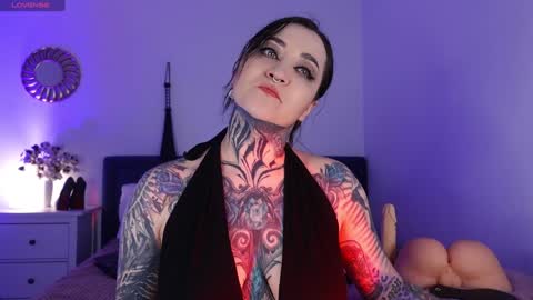Ms. Sindel online show from January 20, 2025, 1:32 pm