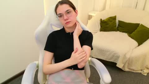 Snapshot of sindell_cryell chatting on May 18, 2026, 9:09 pm sindell_cryell online show from May 18, 2026, 9:09 pm