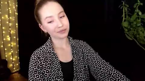 Sindi online show from October 29, 2025, 12:29 pm