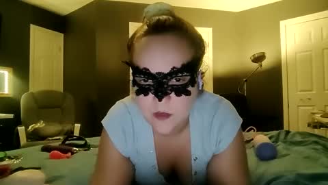 Snapshot of sinfulsynergy666 chatting on September 13, 2025, 1:49 am SinfulSynergy online show from September 13, 2025, 1:49 am