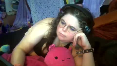 Siofra online show from April 11, 2026, 1:21 am