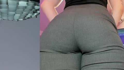 Siouxsie online show from April 22, 2026, 10:39 am