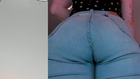 Snapshot of siouxsie_cenobite chatting on June 9, 2026, 10:49 am Siouxsie online show from June 9, 2026, 10:49 am