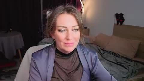 Snapshot of sirena_fly chatting on June 15, 2026, 11:07 pm Sirena online show from June 15, 2026, 11:07 pm