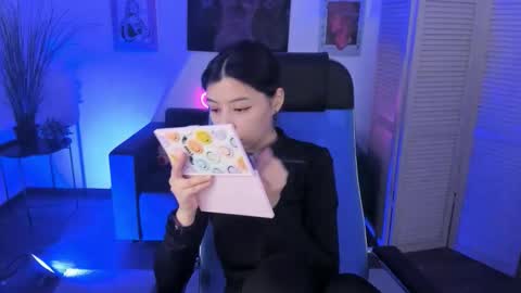 Snapshot of sirenmystique chatting on January 9, 2026, 7:37 pm Si online show from January 9, 2026, 7:37 pm