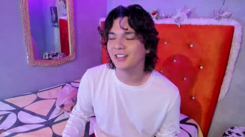 Sirius angels online show from December 10, 2024, 8:38 pm