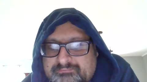 Snapshot of sirmike80 chatting on May 15, 2026, 12:01 pm SirMike80 online show from May 15, 2026, 12:01 pm
