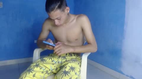 Snapshot of sirryant chatting on June 3, 2026, 11:43 pm SIR RYANT online show from June 3, 2026, 11:43 pm