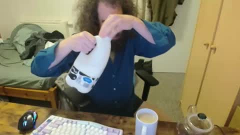 Snapshot of sirspammer chatting on March 17, 2026, 12:59 am sirspammer online show from March 17, 2026, 12:59 am