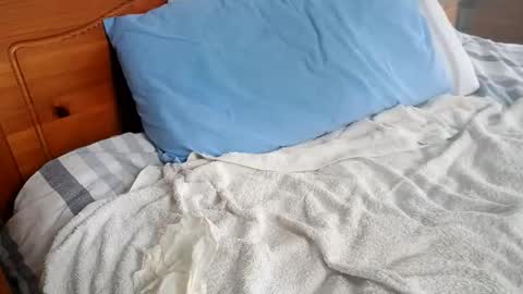 sisiam112 online show from October 18, 2025, 10:27 am