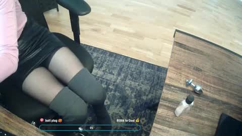 Snapshot of sissy_alyssa chatting on December 15, 2025, 6:56 pm Sissy whore online show from December 15, 2025, 6:56 pm