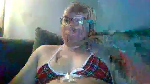 sissycamslut1962 online show from March 28, 2026, 2:44 am