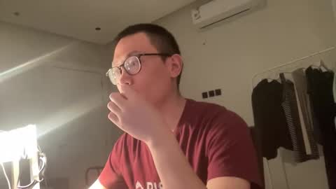 sissyjere online show from October 27, 2025, 4:11 pm