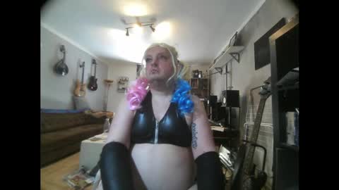 Tiffany Candy online show from April 9, 2026, 11:04 am