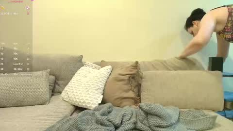 sizzlemewet online show from January 11, 2025, 7:49 am