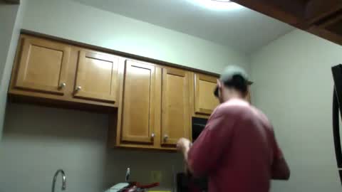 Christopher online show from December 4, 2024, 9:35 pm