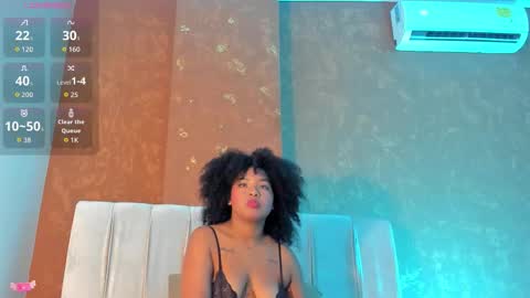 Snapshot of skarlethill chatting on November 18, 2025, 1:04 pm Skarlethill online show from November 18, 2025, 1:04 pm