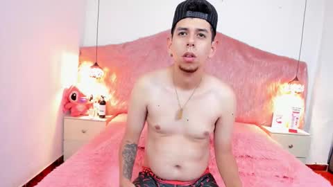 skarletruiz online show from February 18, 2026, 9:49 am