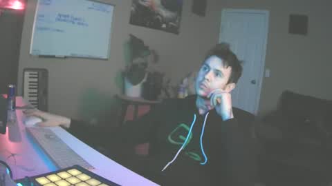 Skateboard online show from December 11, 2024, 5:53 am