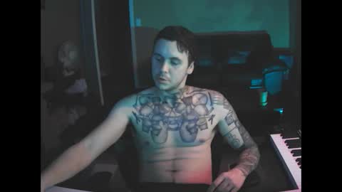 Skateboard online show from December 15, 2024, 2:19 am