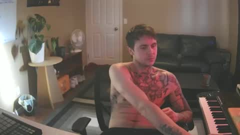 Skateboard online show from December 25, 2024, 6:30 pm