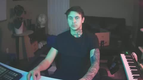 Skateboard online show from December 26, 2024, 1:07 am