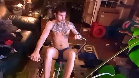 Skateboard online show from January 19, 2025, 1:32 am