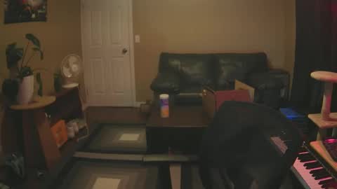 Skateboard online show from January 21, 2025, 1:50 am