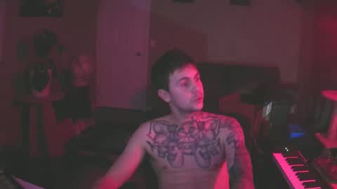 Skateboard online show from February 1, 2025, 5:39 am