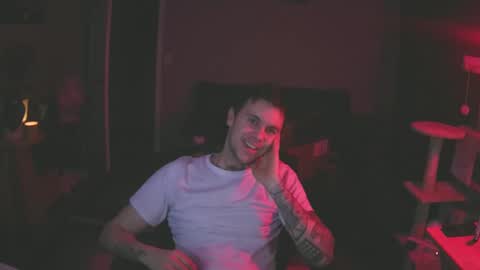 Skateboard online show from February 2, 2025, 1:34 am