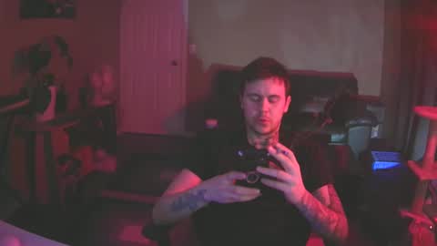 Skateboard online show from February 8, 2025, 1:00 am