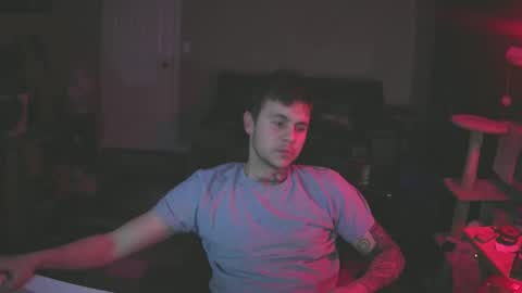 Skateboard online show from February 19, 2025, 1:29 am