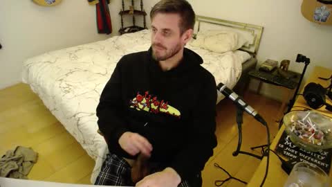 skatejocke online show from December 5, 2025, 1:14 am