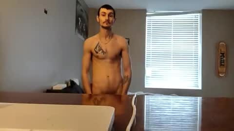 skaterpunk_1992 online show from February 1, 2026, 3:43 pm