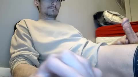 skaterpunk_92 online show from December 20, 2025, 12:23 pm