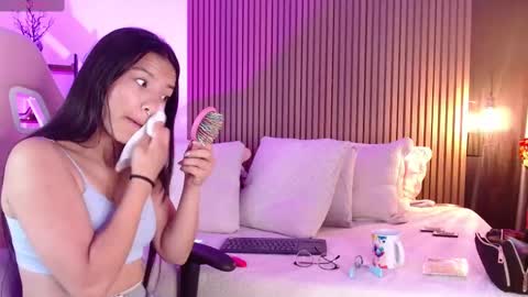 Snapshot of skay_bluee chatting on November 1, 2025, 3:03 pm Skay online show from November 1, 2025, 3:03 pm