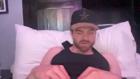 skeetboarder online show from June 3, 2026, 4:04 am