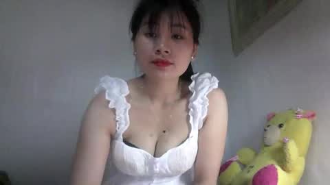 Snapshot of skie1111 chatting on April 28, 2026, 1:04 am Shie online show from April 28, 2026, 1:04 am