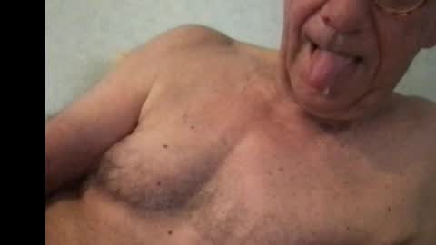 Snapshot of skima48 chatting on May 26, 2026, 5:25 am skima48 online show from May 26, 2026, 5:25 am