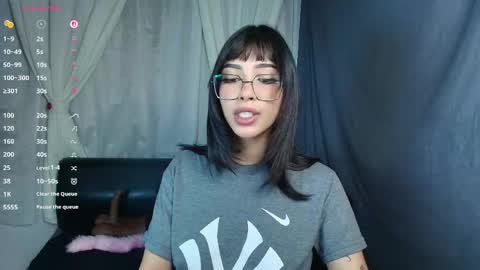 Snapshot of skinny_emily chatting on May 21, 2026, 9:00 pm Emily Rojas online show from May 21, 2026, 9:00 pm