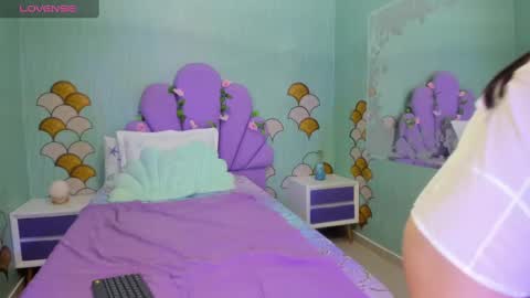   online show from January 24, 2025, 10:11 am