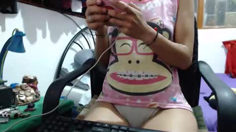 Snapshot of skinny_sexy666 chatting on February 3, 2026, 12:54 pm skinny_sexy666 online show from February 3, 2026, 12:54 pm