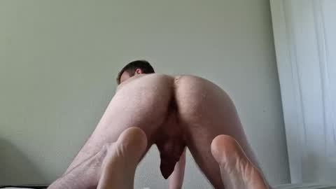 Snapshot of skinnyb24 chatting on May 21, 2026, 10:22 am skinnyb24 online show from May 21, 2026, 10:22 am