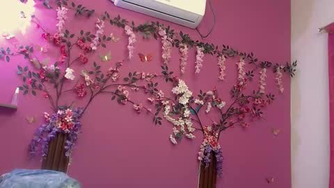 barbi online show from September 17, 2025, 1:40 am