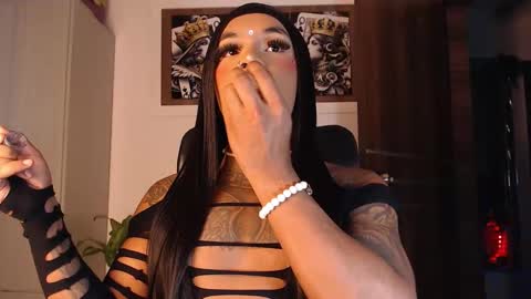 Snapshot of skinnyflak7 chatting on November 12, 2025, 7:20 am jesica online show from November 12, 2025, 7:20 am