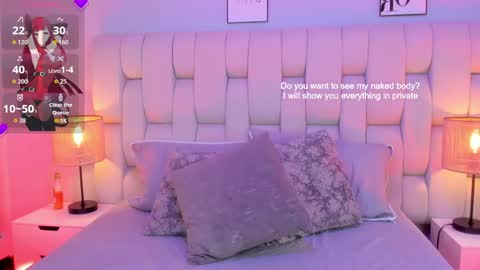 Snapshot of skinnyfoxyy chatting on April 28, 2026, 8:25 pm Foxy online show from April 28, 2026, 8:25 pm