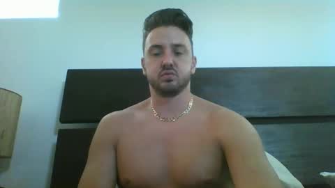Snapshot of skinnyguylongdick1 chatting on March 1, 2025, 6:43 pm skinnyguylongdick1 online show from March 1, 2025, 6:43 pm